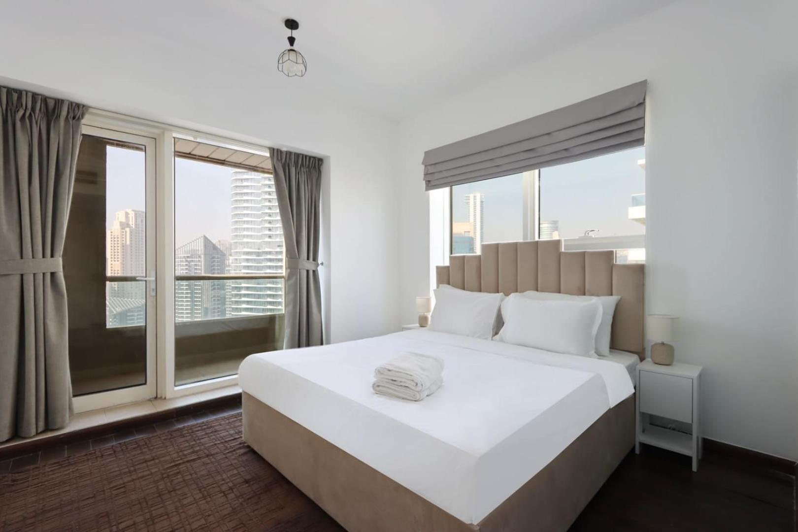 Livbnb- 3br With Marina Views In Manchester Tower * Dubai